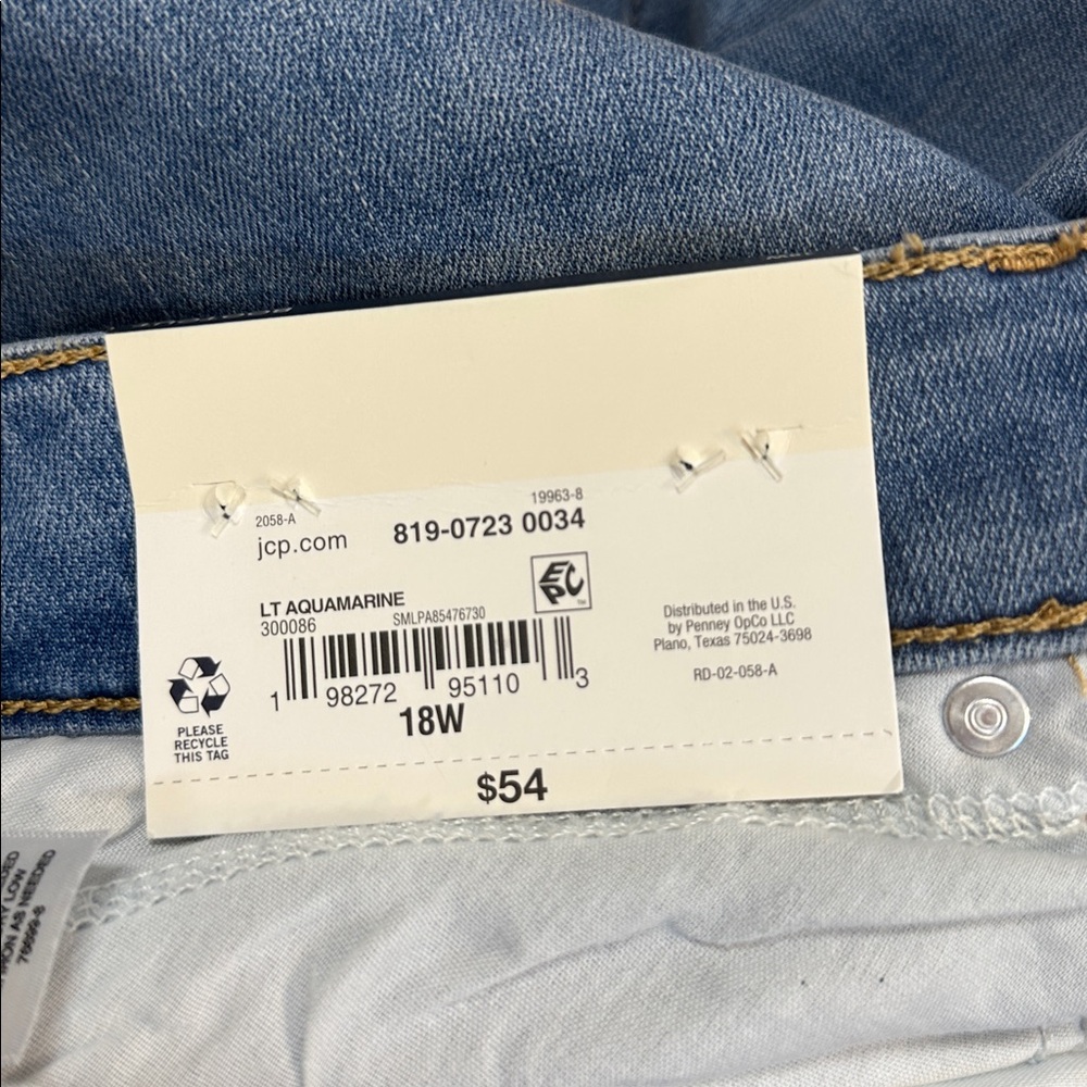 NWT Size 18W, Mid-Rise & Boot Cut Blue Jeans by St. John’s Bay - Picture 6 of 7